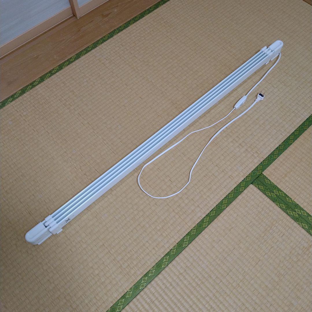 ウインドーラジエーター　窓用ヒーター　伸縮タイプ　120〜190cm　白