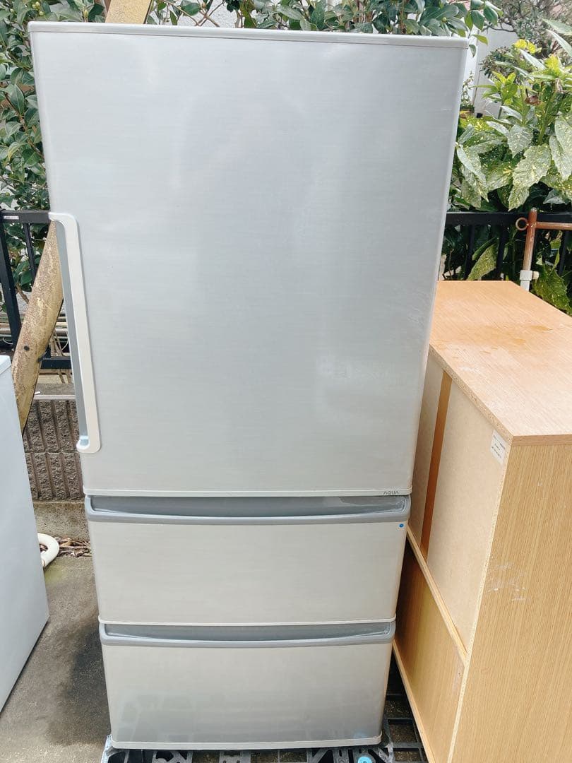 アクア　AQUA ノンフロン冷凍冷蔵庫　AQR-271F 2017年製