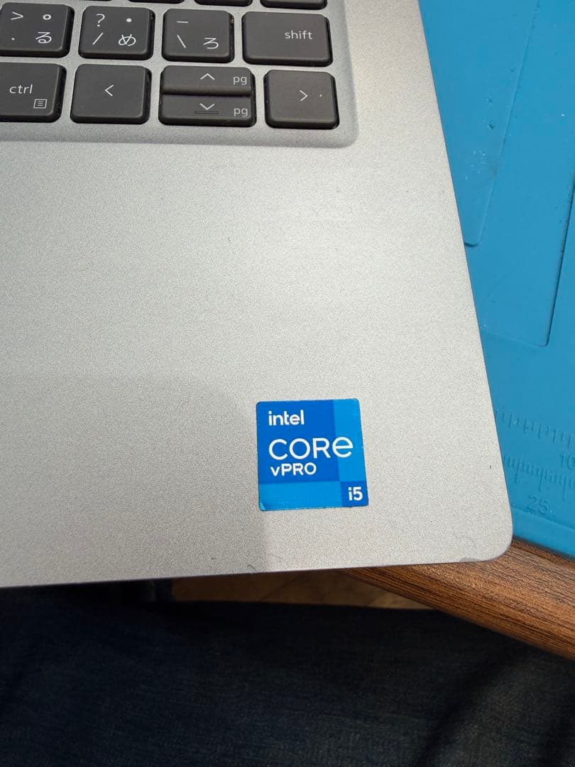 DELL Latitude 5320 11世代 i5 8GB 充電器付