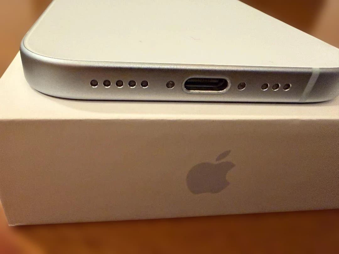 iPhone 15 ブルー 128GB（SIMフリー）[MTML3J/A]