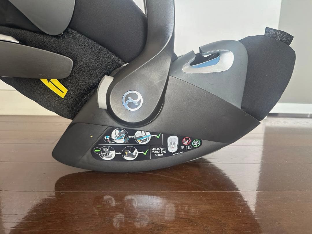 Cybex CloudZ i-Size チャイルドシート ブラック