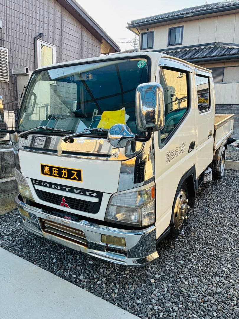 三菱ふそうキャンター トラック