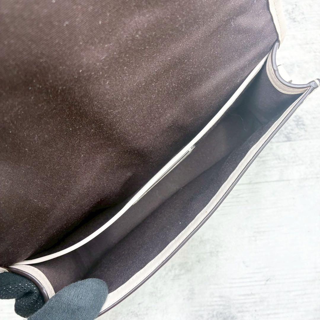 未使用級 コーチ カメラバッグ ショルダーバッグ スタッズ レザー クロスボディ