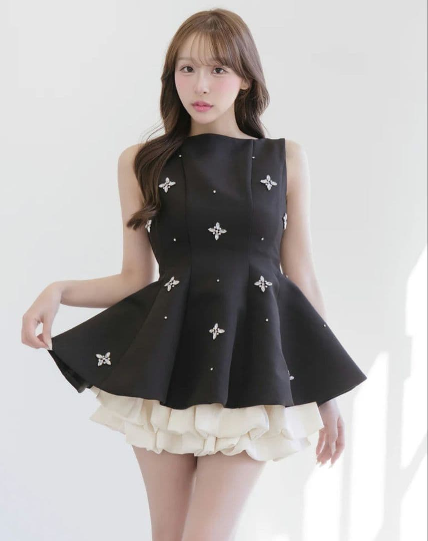 【ラスト1点】Darich ダーリッチ ビジューフレアバルーンミニドレス