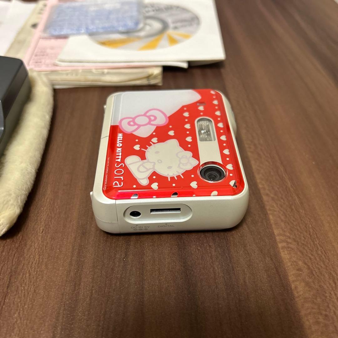 TOSHIBA PDR-T15 ハローキティ デジタルカメラ