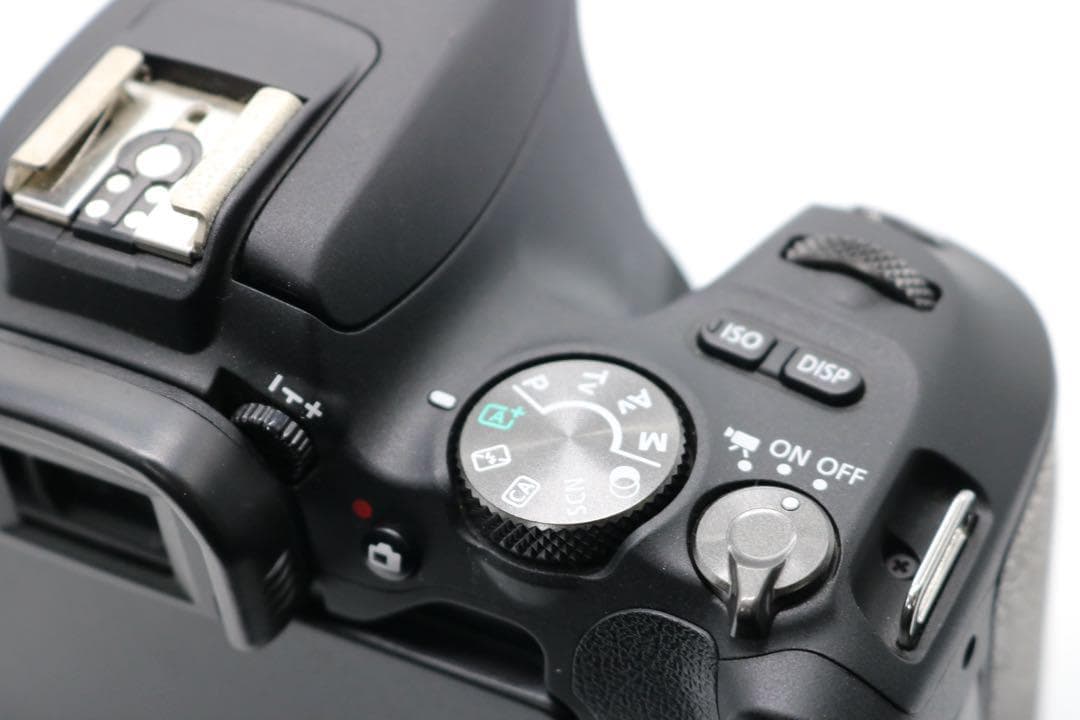 超美品 【Canon EOS Kiss X9 ダブルレンズセット】 安心保証あり