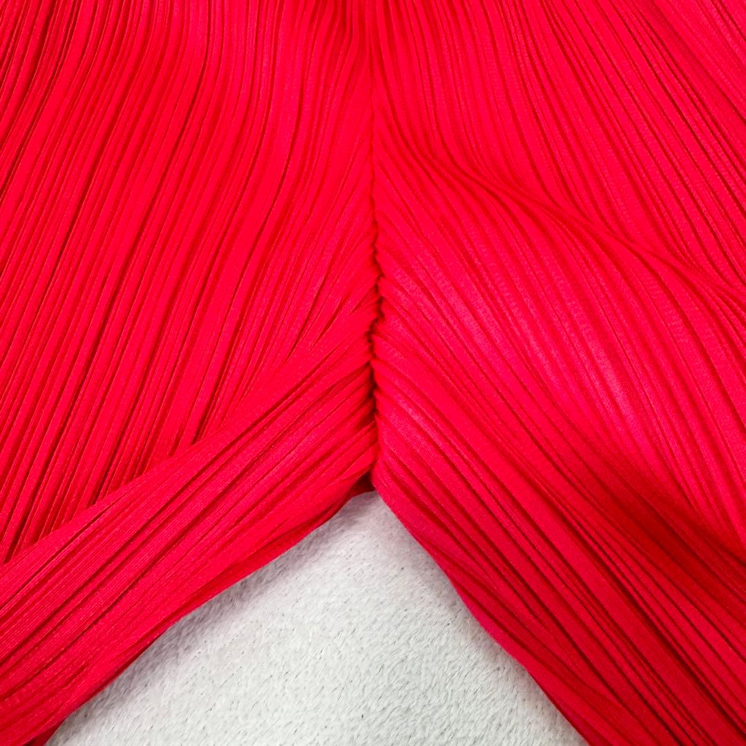 極美品✨PLEATS PLEASE プリーツ　ショートパンツ　レッド　サイズ3