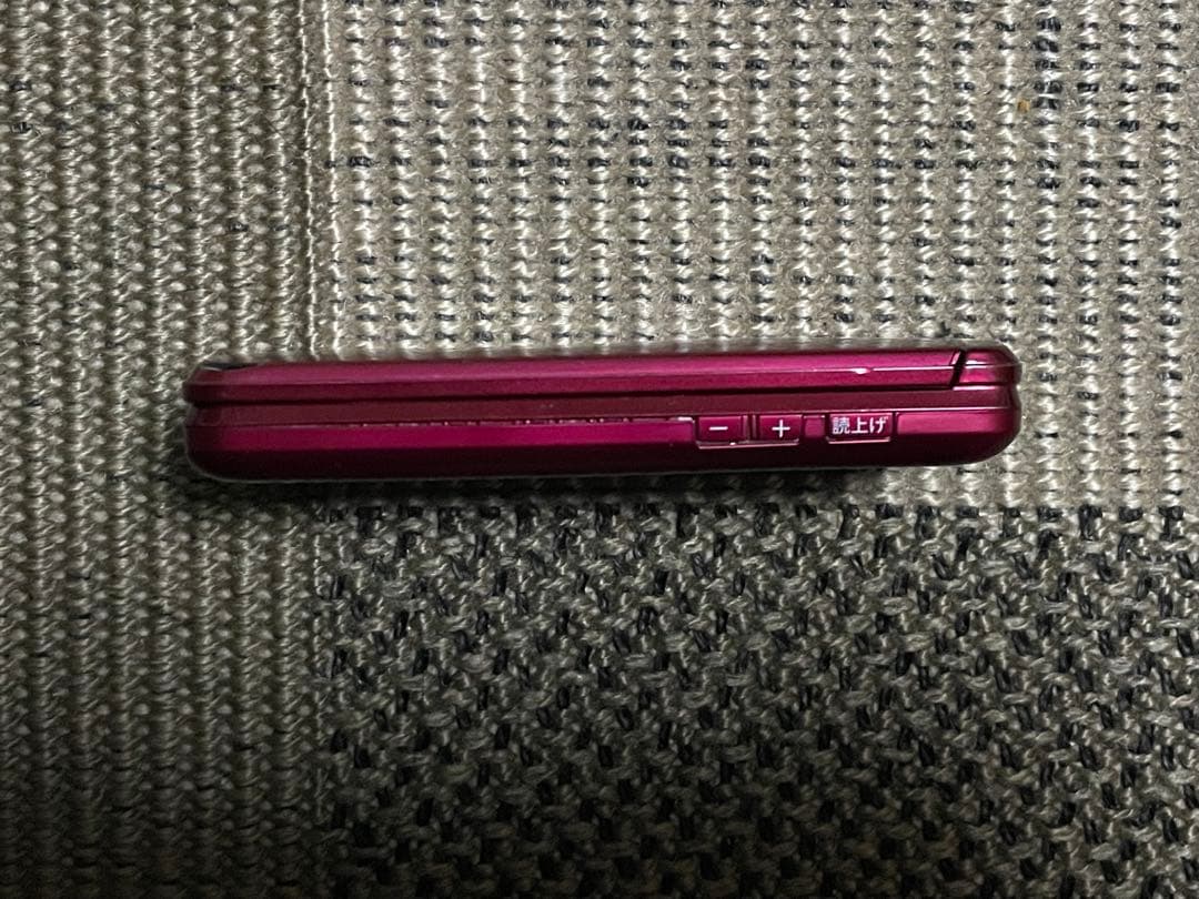 au KYF43 折りたたみ式携帯電話　京セラかんたんケータイライト ガラケー赤