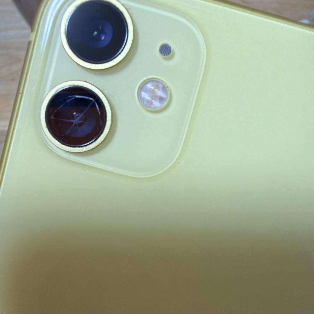 iPhone11 128GB ※カメラレンズひび割れ・画面焼けあり