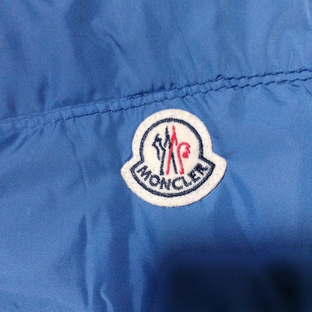 MONCLER 青 ダウンベストS(サイズ2)