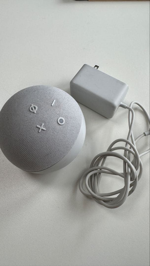 【時計付きスマートスピーカー with Alexa】本体 ACアダプター付き