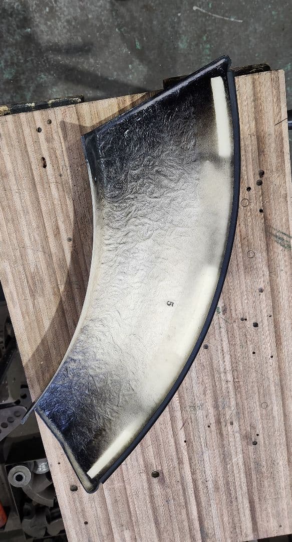 デリカD5前期用　JAOSフェンダーガーニッシュtype-S