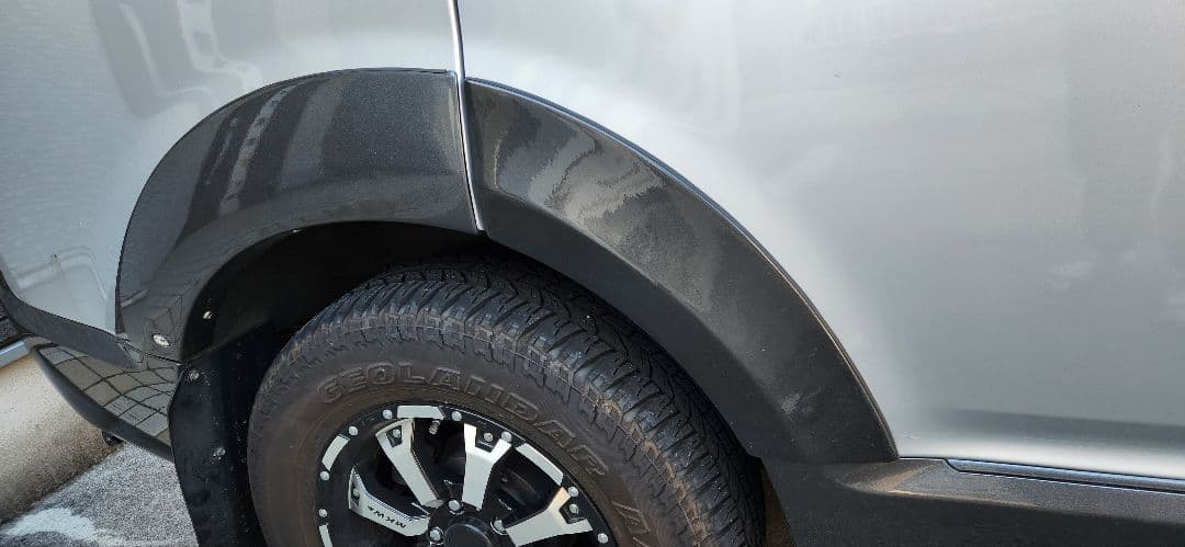 デリカD5前期用　JAOSフェンダーガーニッシュtype-S