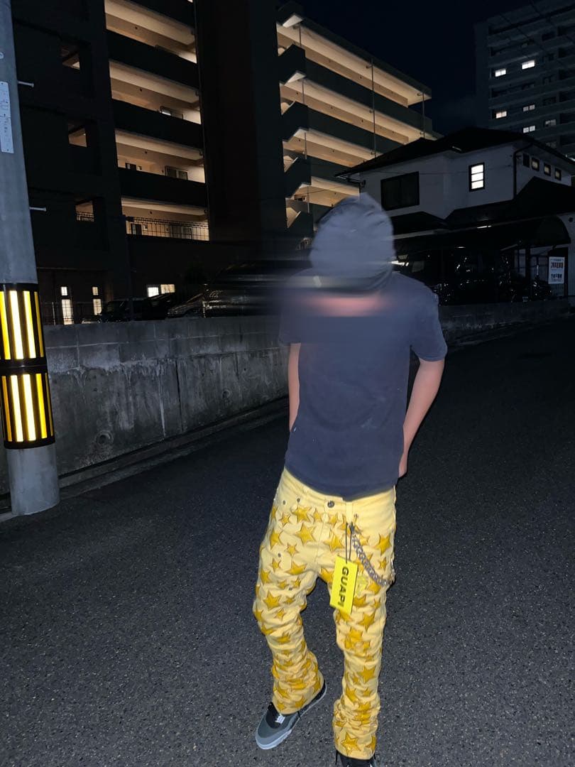 GUAPI イエロー 星柄刺繍 デニムパンツ