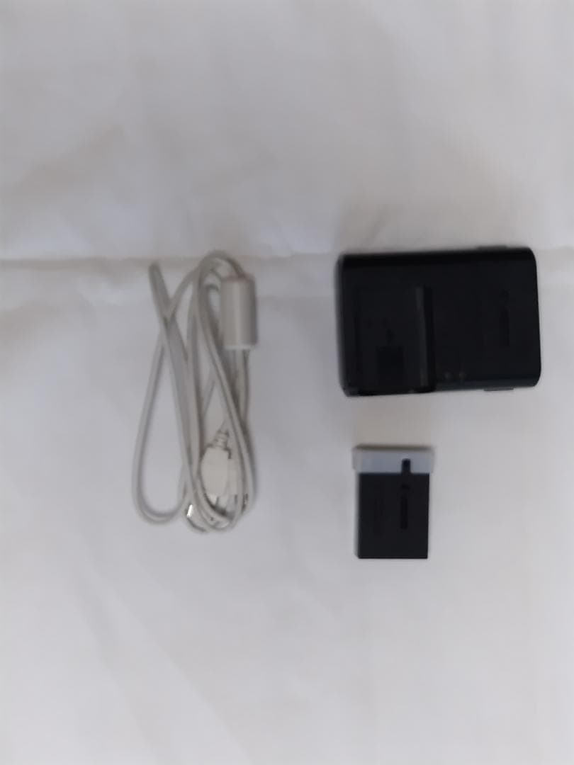 Canon EOS M ミラーレスカメラ フルセット