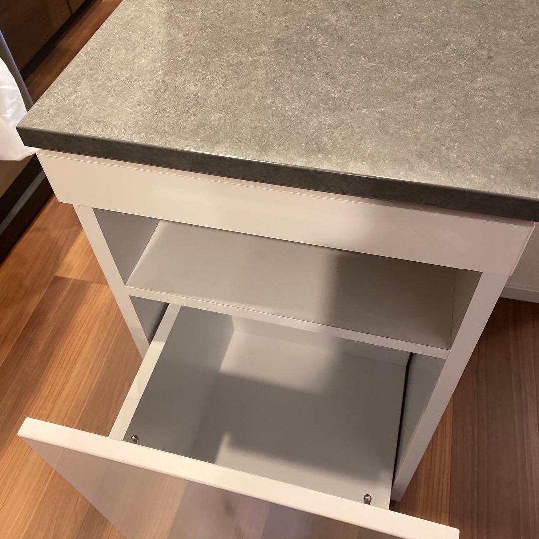 ウォーターサーバーラック