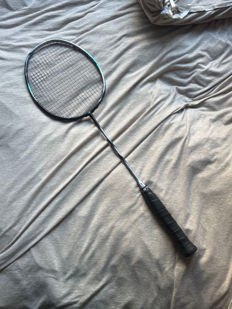 ヨネックス アストロクス88D GAME バドミントンラケット ほぼ未使用