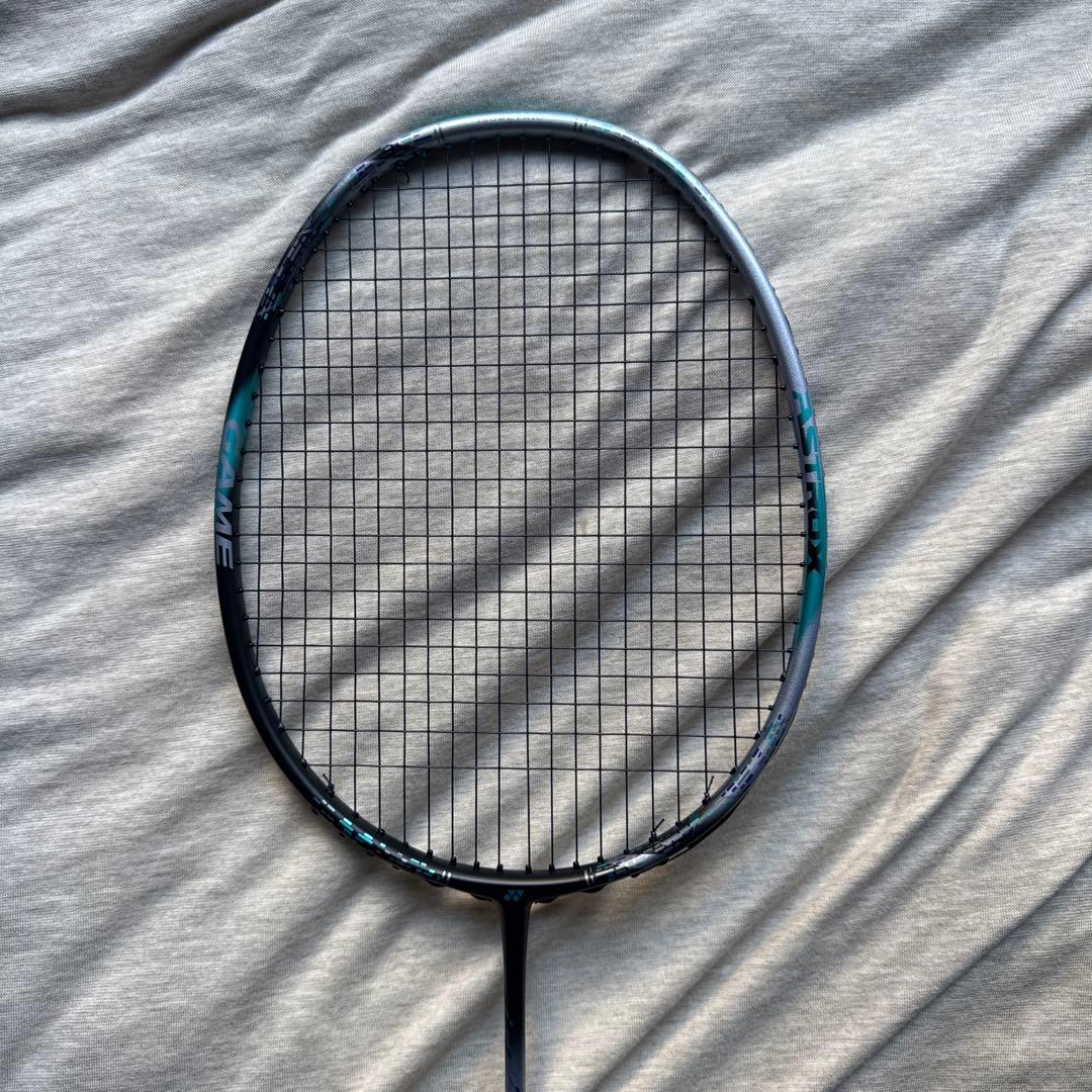 ヨネックス アストロクス88D GAME バドミントンラケット ほぼ未使用