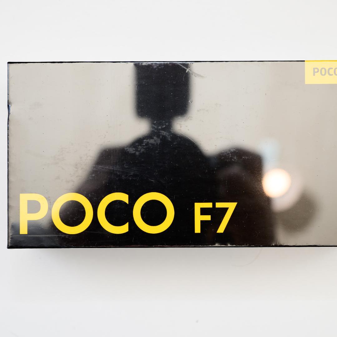 【新品未開封・国内版】POCO F7 シルバー 12GB/256GB