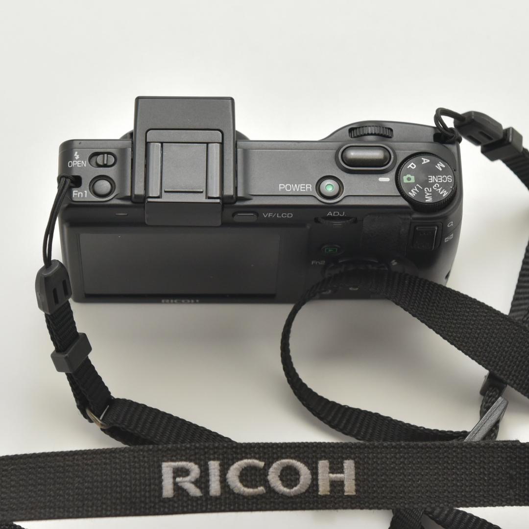 付属品多数 GX200 中古 センサー汚れあり