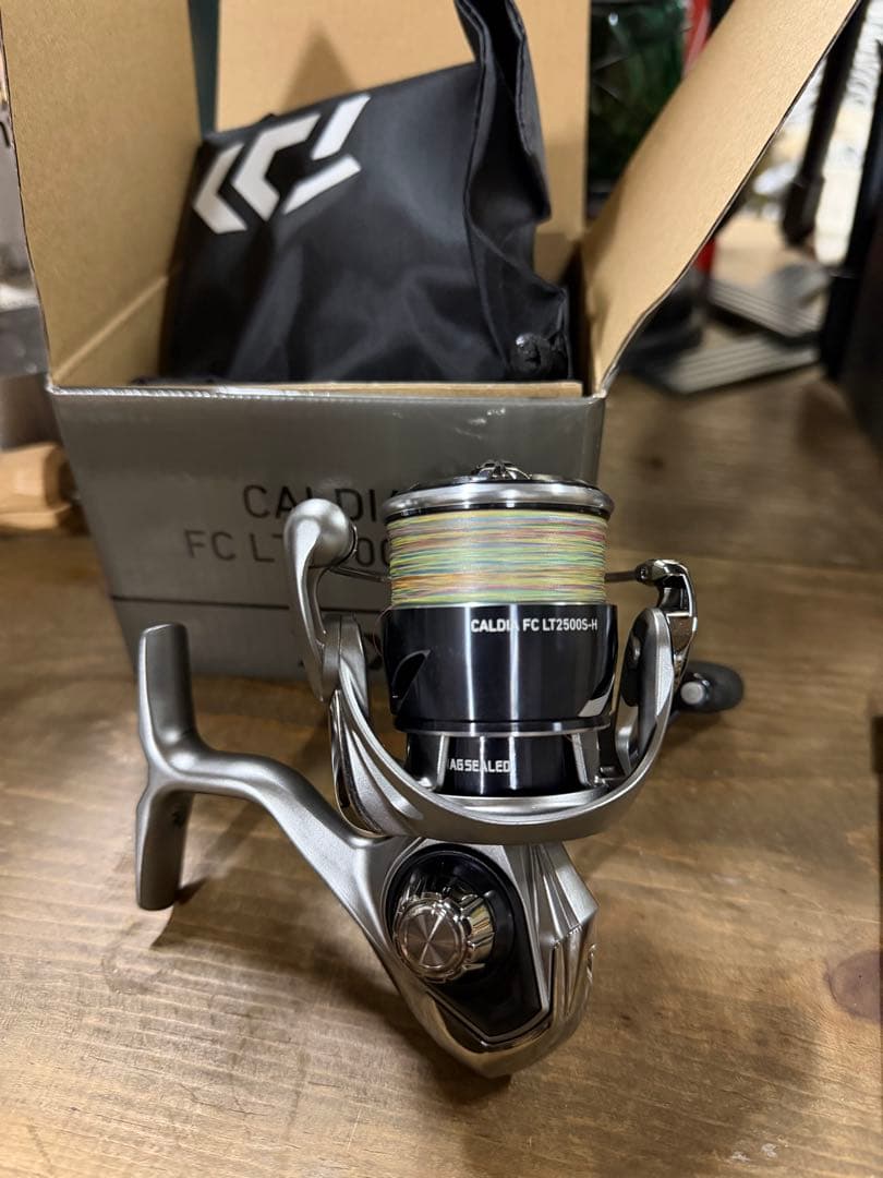 ダイワ　25カルディア FCLT2500S-H