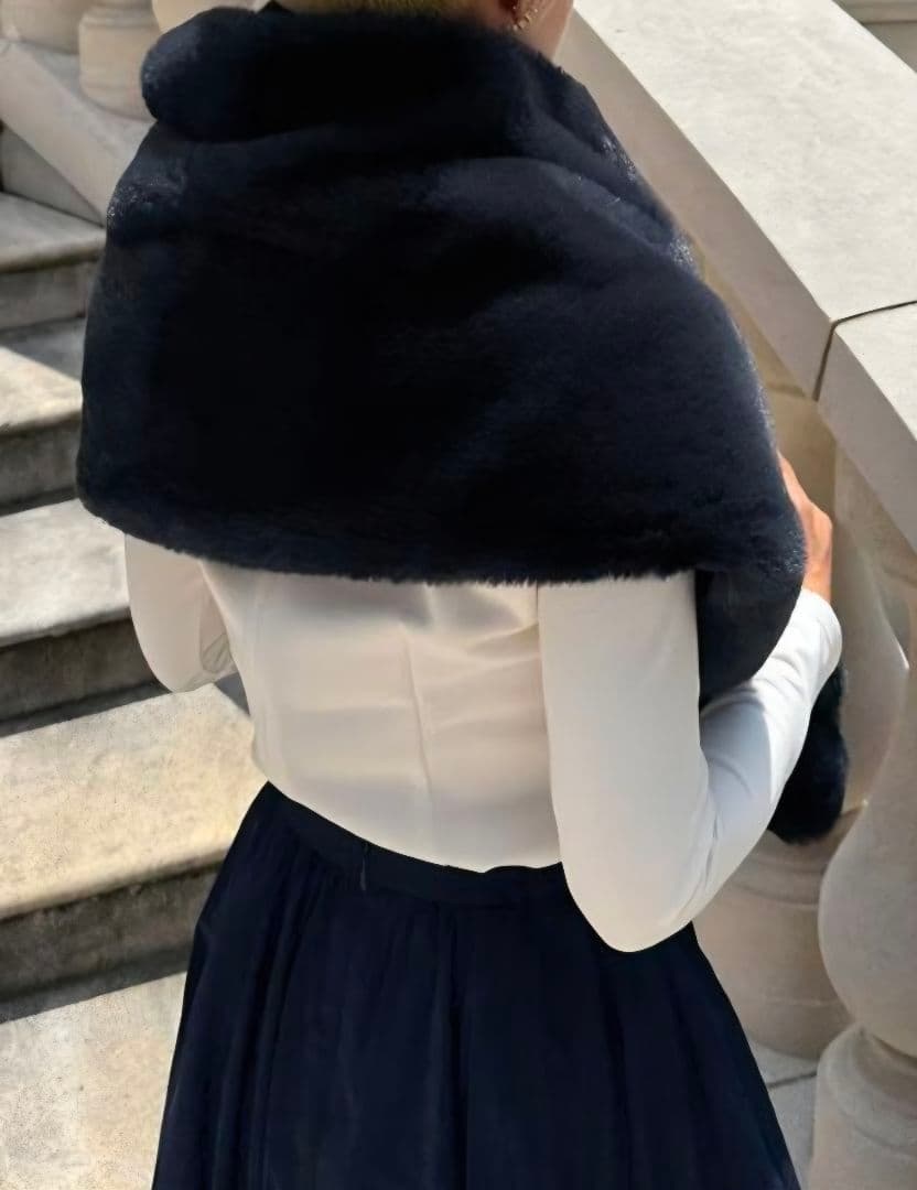 JENNE リッチボリュームファーケープ ネイビー