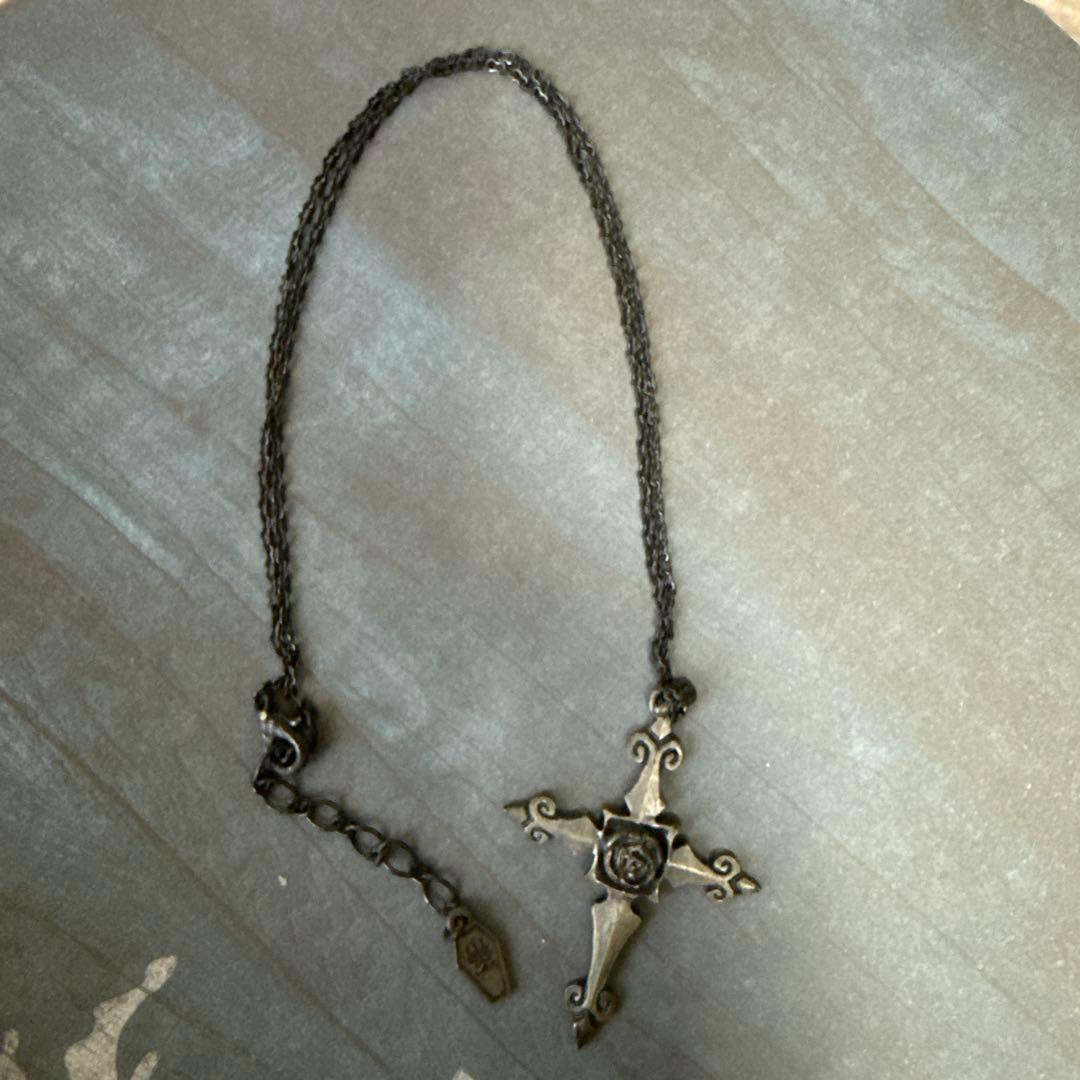 モワティエ　最初期　十字架ネックレス