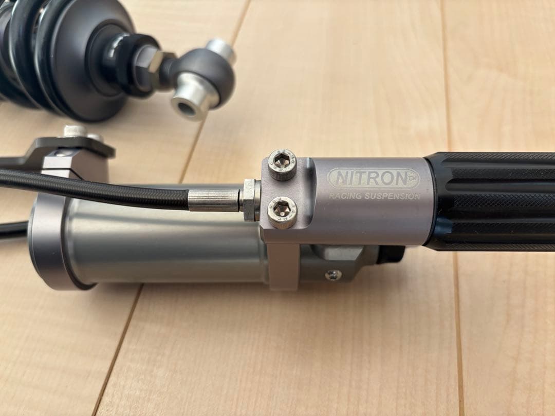 z900rs ナイトロン　r3 ローダウン