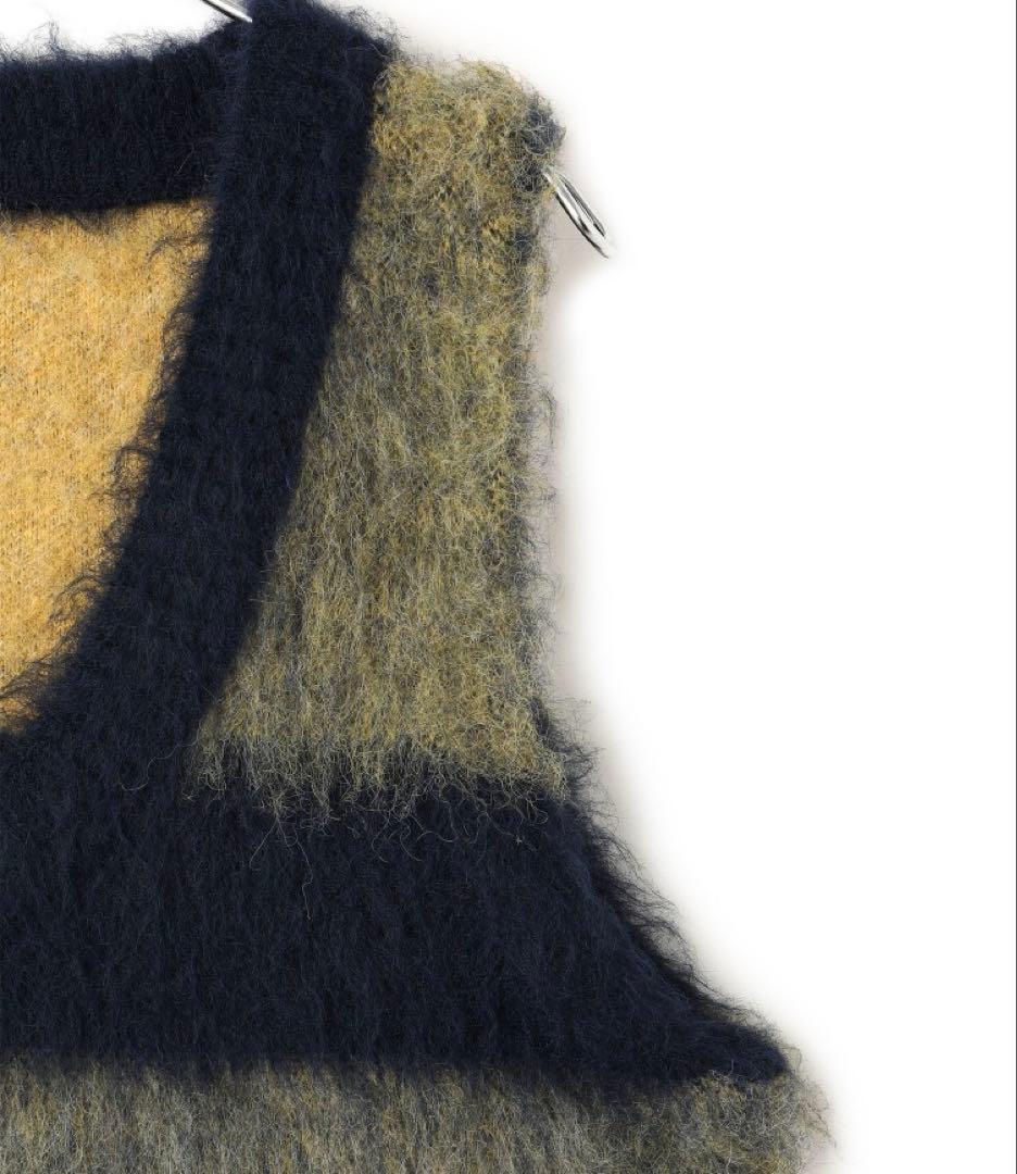 アダムエロぺ　ブラッシュドボーダーベスト　ブルー系　ファー