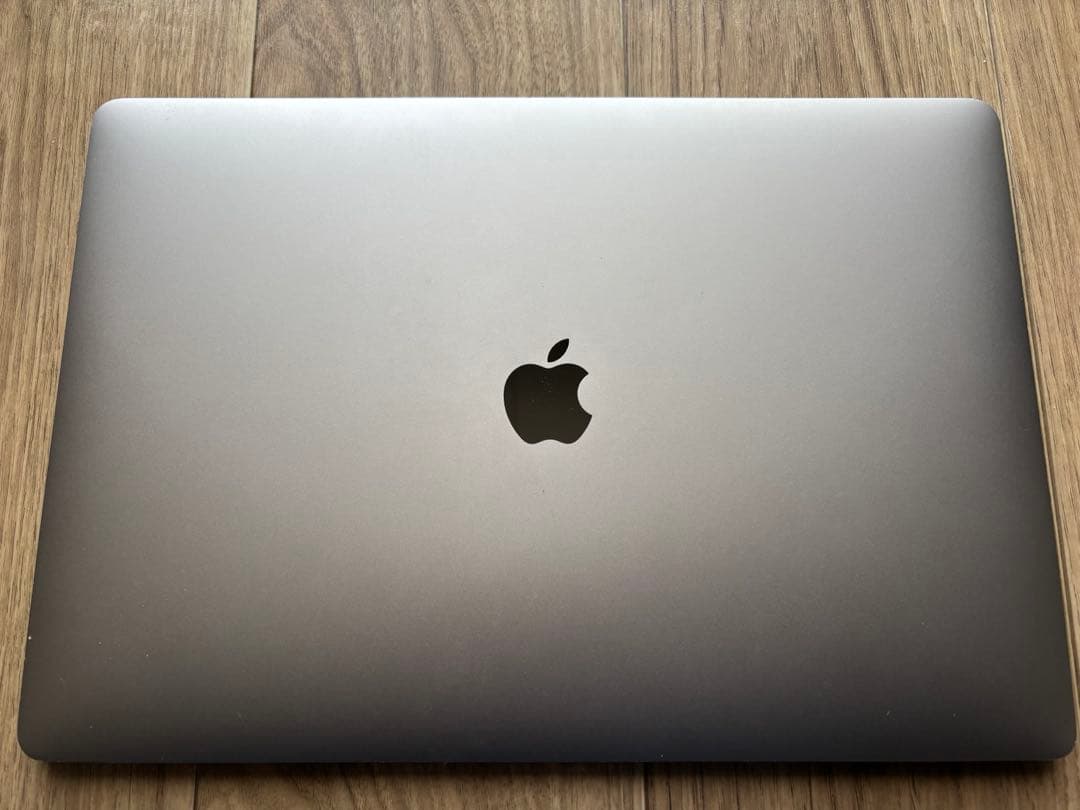 MacBook Pro 15インチ (2016) 本体