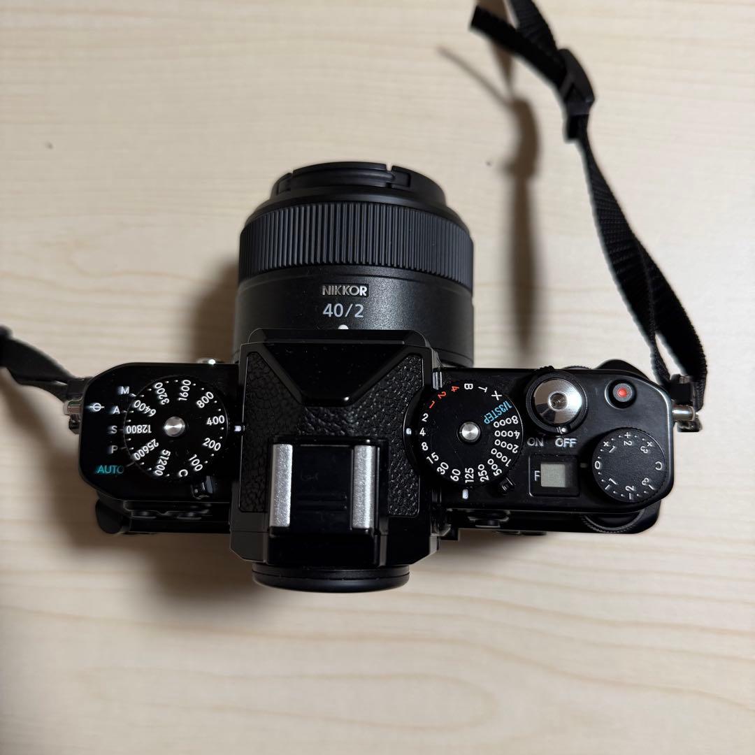 Nikon Zf レンズ付き　バーコードそのまま