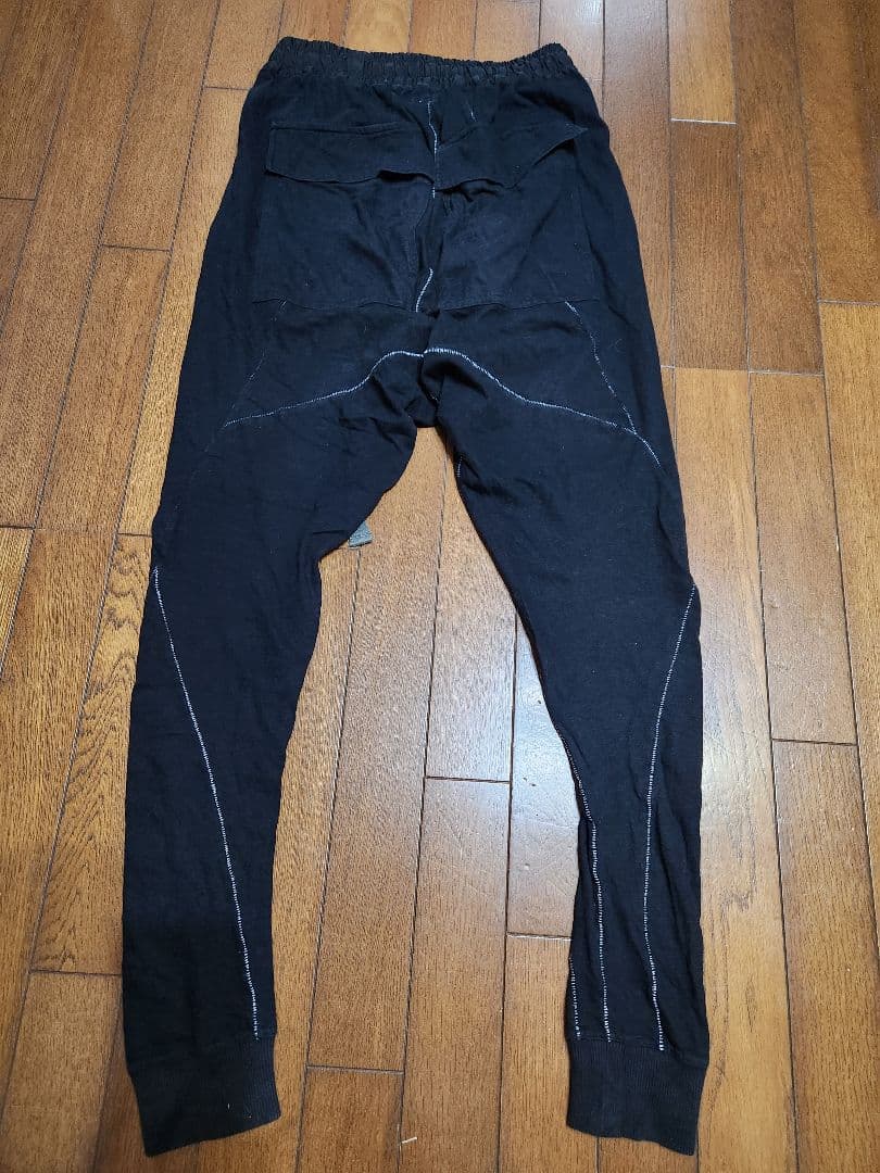 A.F.HOMME ブラック サルエルパンツ　サイズ44　白いステッチ
