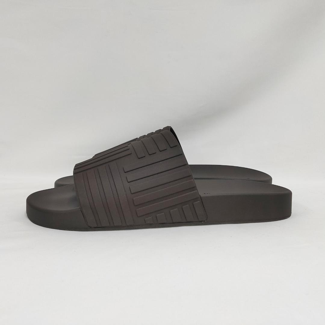 ○★新品 未使用 ボッテガヴェネタ ラバースライドサンダル フォンダン 28cm