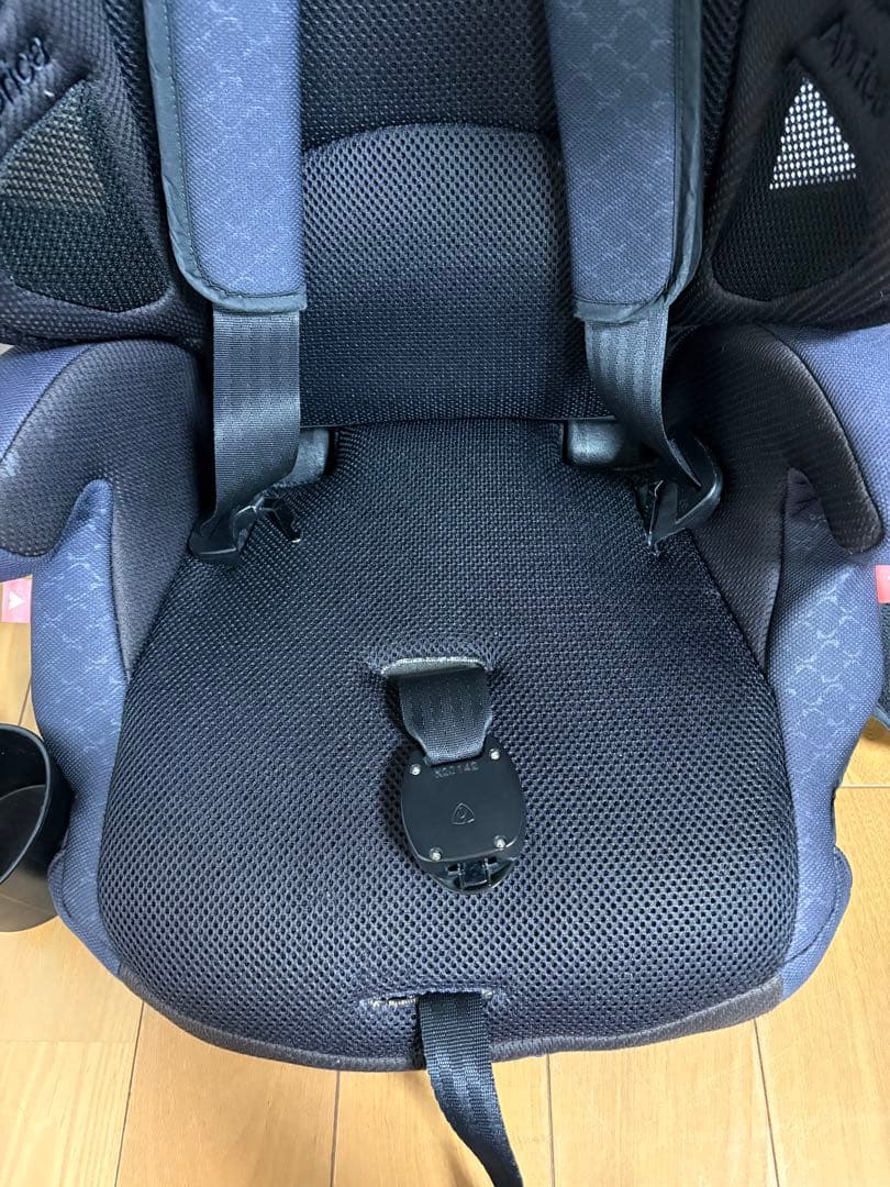 【美品】Aprica エアグルーヴ　プラス　ジュニアシート チャイルドシート