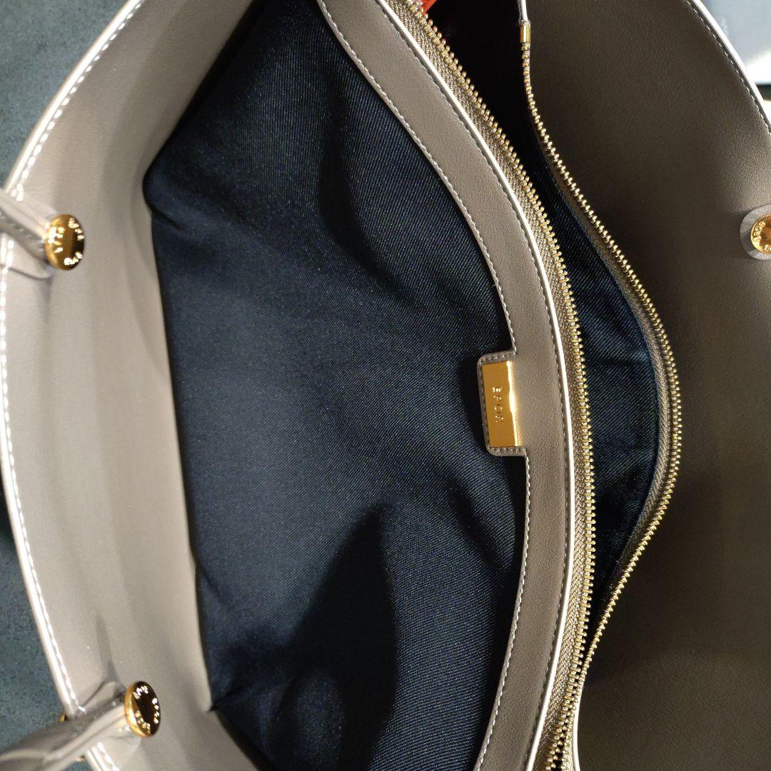 美品【E'POR】Y BAG Wide A4対応　ダークブラウン×オレンジ　ロペ