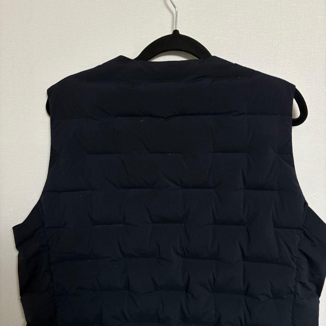 【極美品】デサントオルテライン ダウンベスト ダークネイビー Ｌ