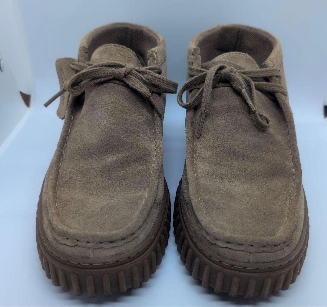 clarks　ワラビーブーツ　ベージュ スエード