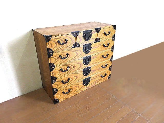 モデルルーム展示品　伝統工芸　越前箪笥　摺漆時代箪笥　　日本製　　整理タンス