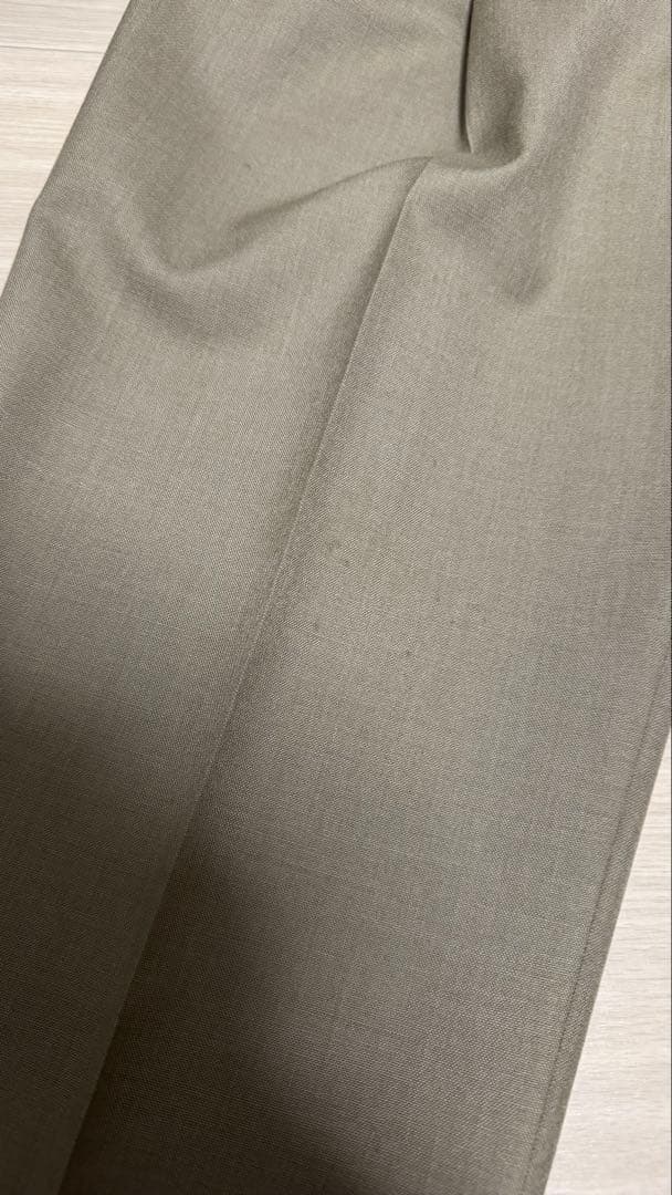 AURALEE BLUEFACED WOOLパンツ