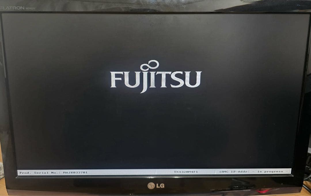 PRIMERGY TX1320 M4 HDD・Linux入り サーバー