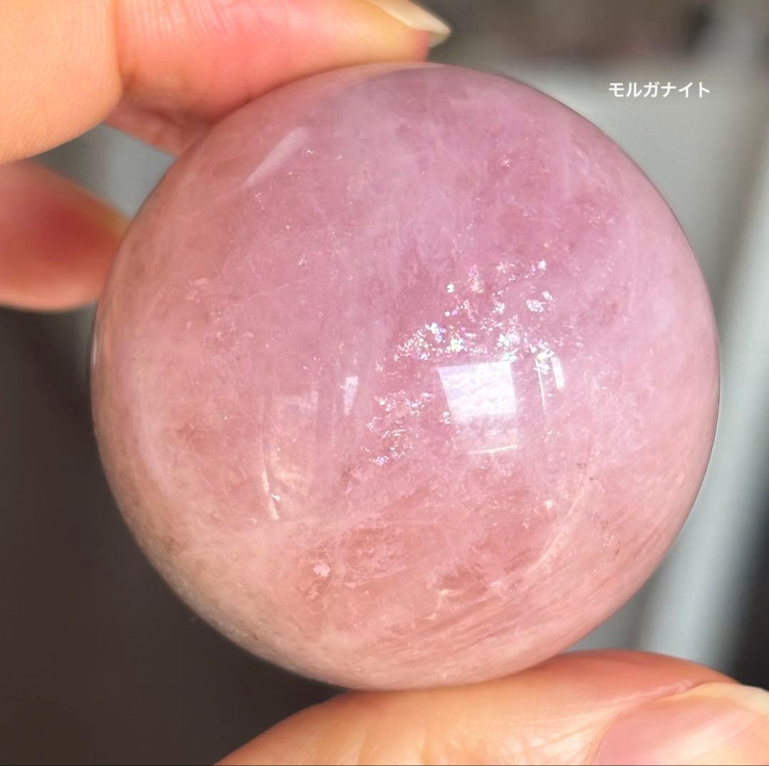 アリサ様　高品質　ピンクモルガナイト　スフィア　天然石 4.25cm