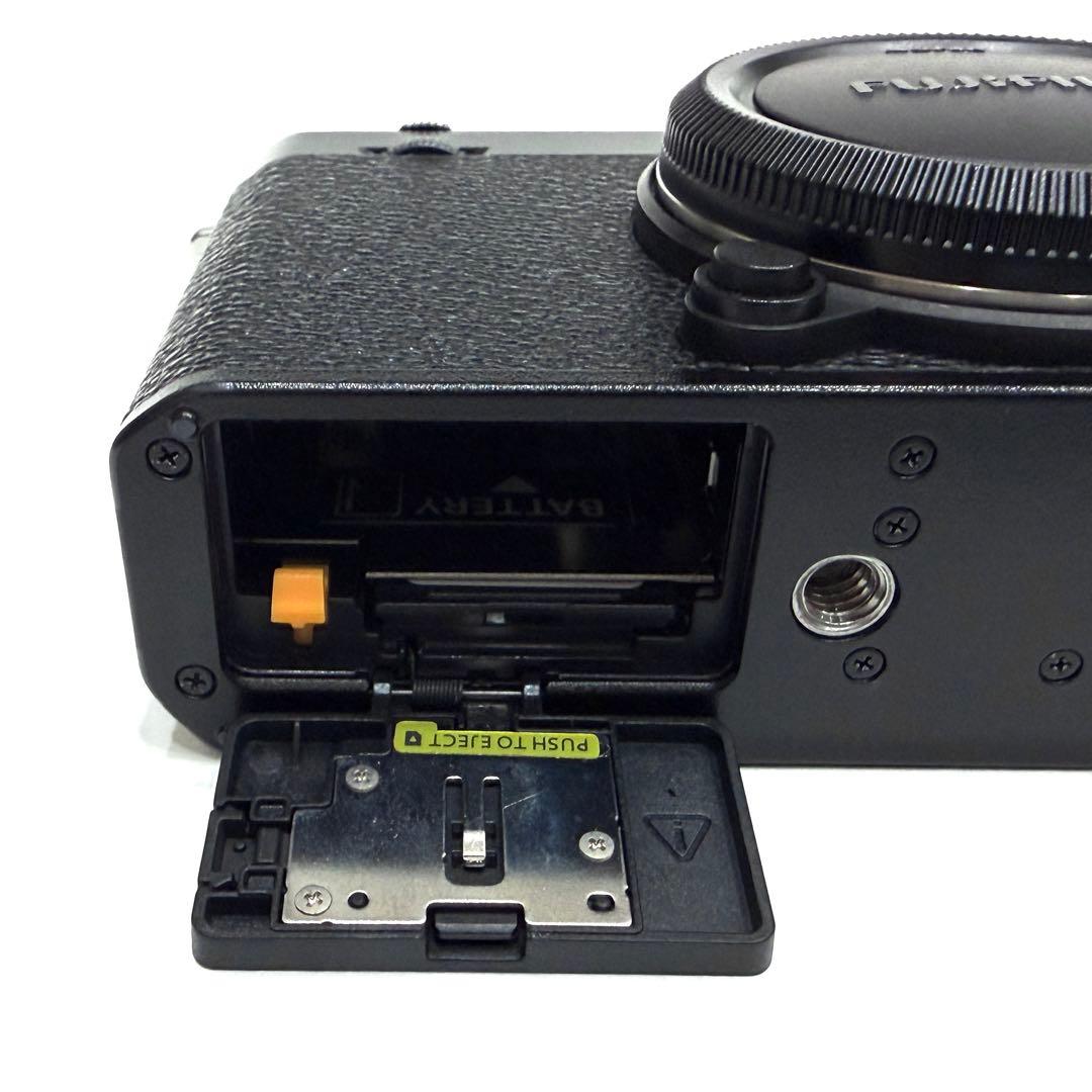 「M6」富士フイルム FUJIFILM X-E4ボディブラック美品