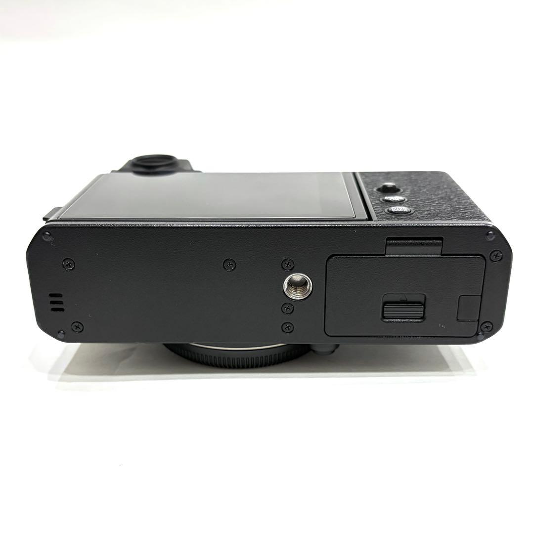 「M6」富士フイルム FUJIFILM X-E4ボディブラック美品