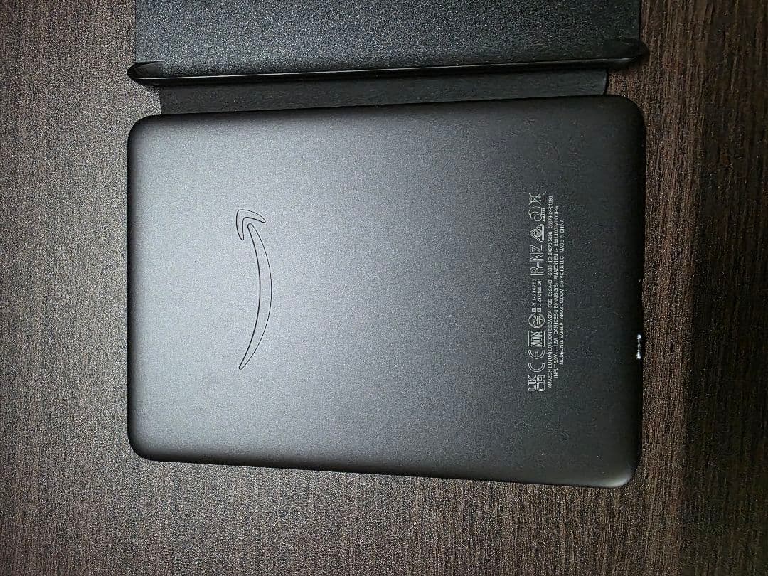 Kindle Paperwhite シグニチャーエディション第12世代カバー付き