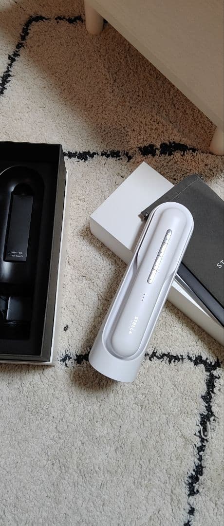 STELLA 美顔器 ホワイト