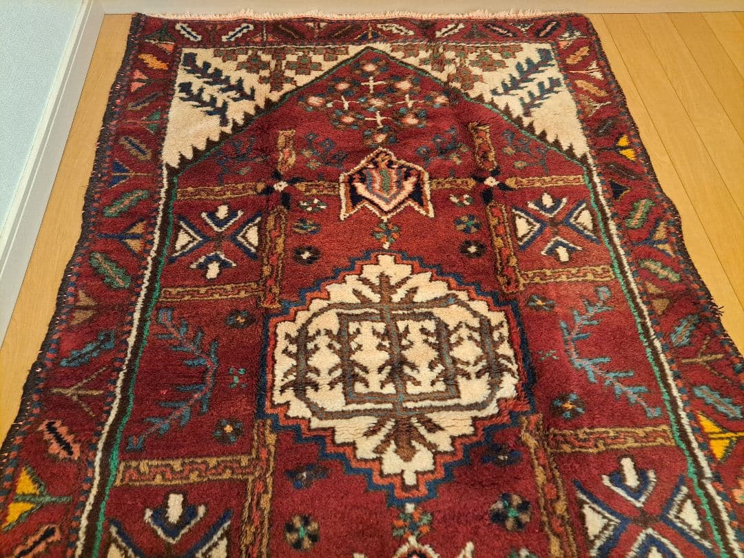 イラン　トライバルラグ　ヴィンテージラグ　ウール　手織り　ペルシャ絨毯