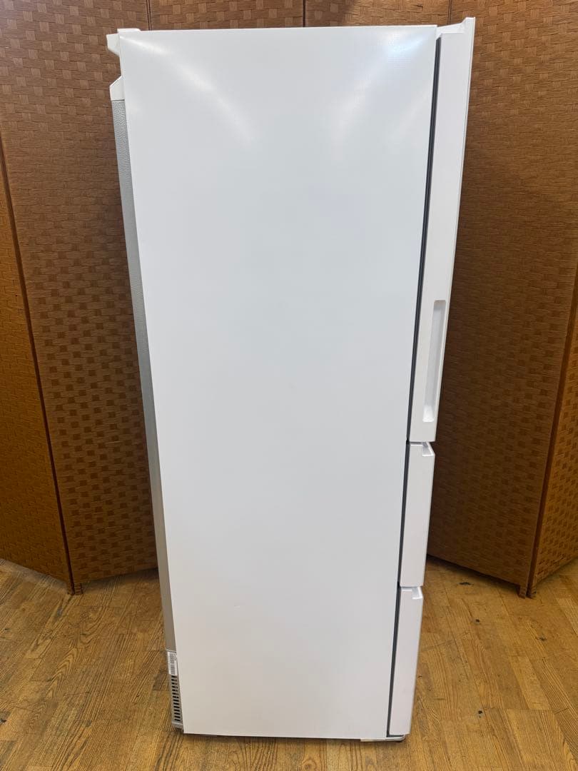 F096 Hisense ３ドア　冷蔵庫　358L 2023年　自動製氷　右開き