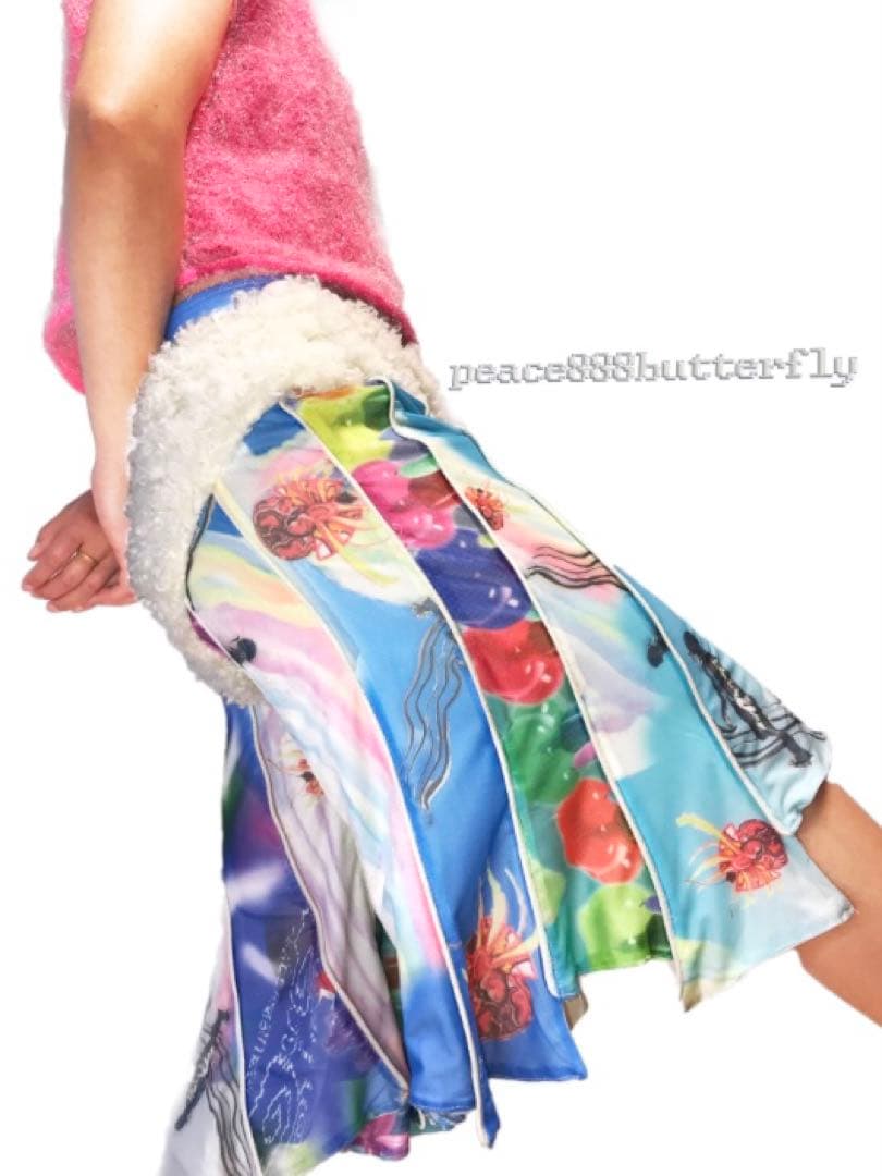 激レア PEACE888BUTTERFLY 異世界 ショートパンツ カラフル