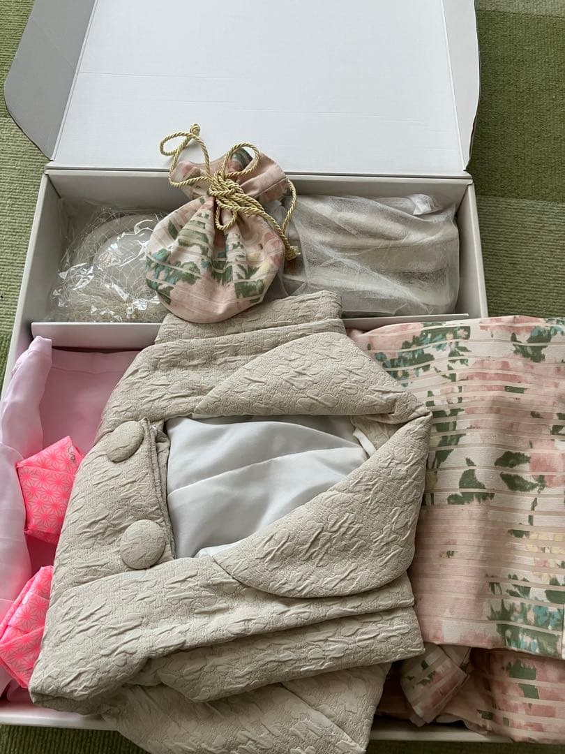 七五三　着物セット ピンクと白 子供用