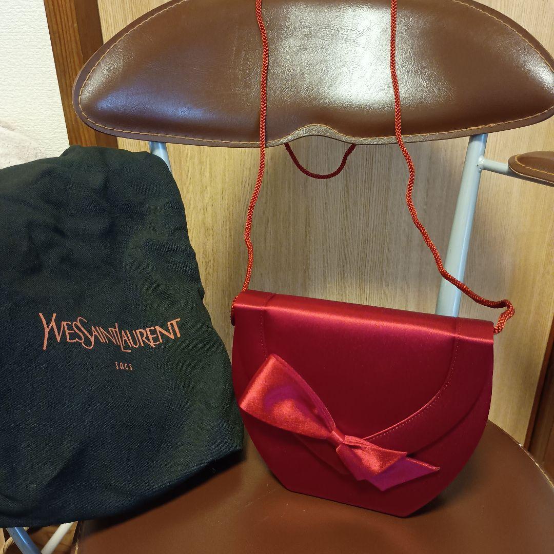 イヴ サンローラン リボン サテン ショルダーバッグ ポシェット レッド
